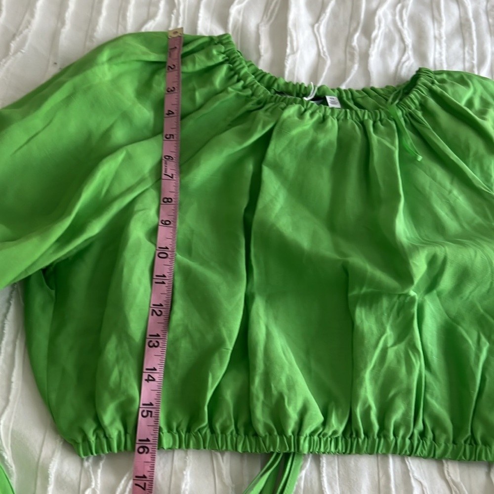 & Other Stories Cropped Blouse - Picture 3 of 10